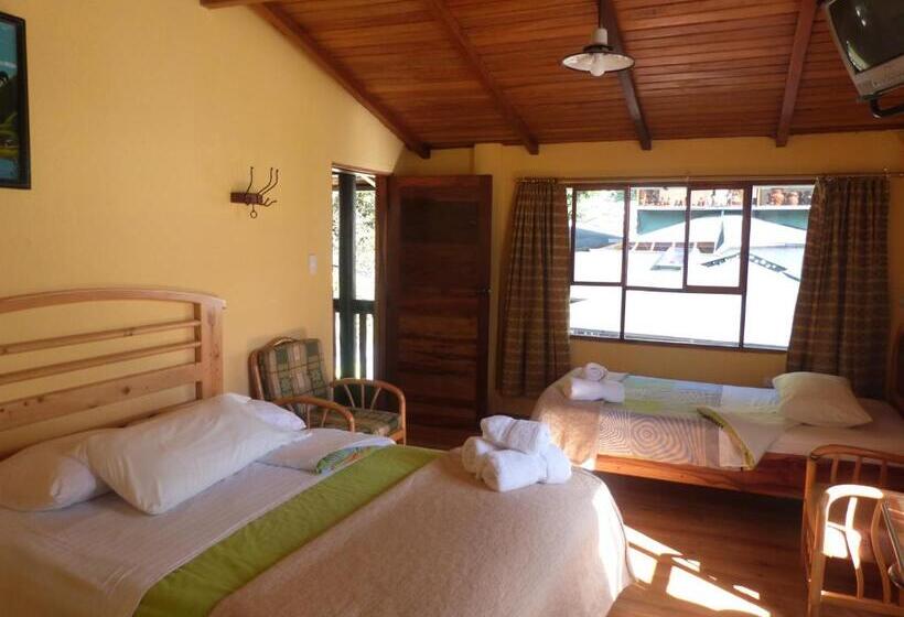 Номер Стандарт Трехместный, Isla De Baños Hosteria Y Spa