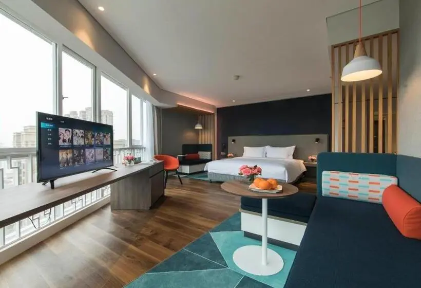 キングベッドのスタンダードシングルルーム, Holiday Inn Express Liyang Huafu, An Ihg
