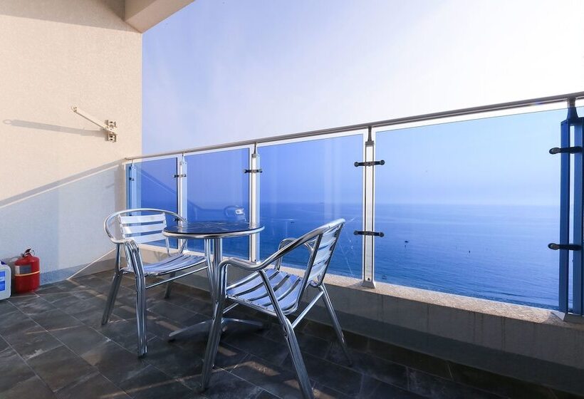 Deluxe Suite Sea View, Merrymud