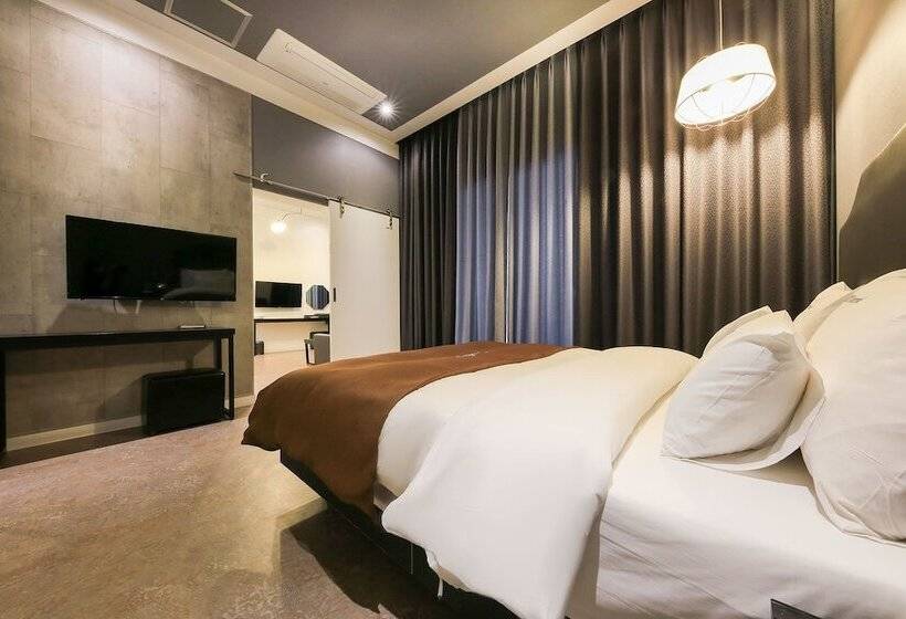 Deluxe Suite Sea View, Merrymud