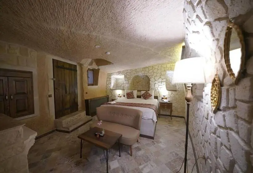 اتاق لوکس, Arte Cave
