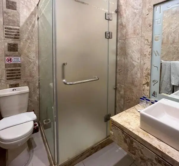 سوییت خانوادگی, Giza Pyramids View Inn