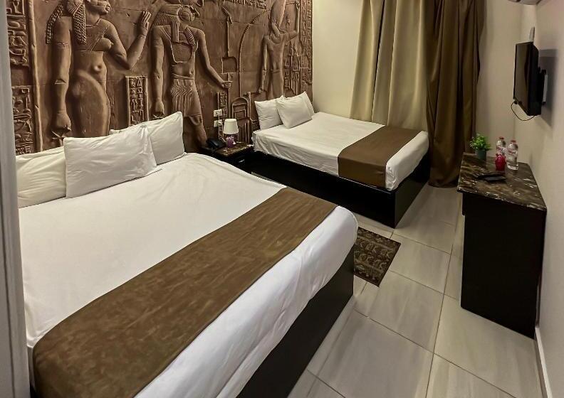 اتاق استاندارد چهارنفره با بالکن, Giza Pyramids View Inn