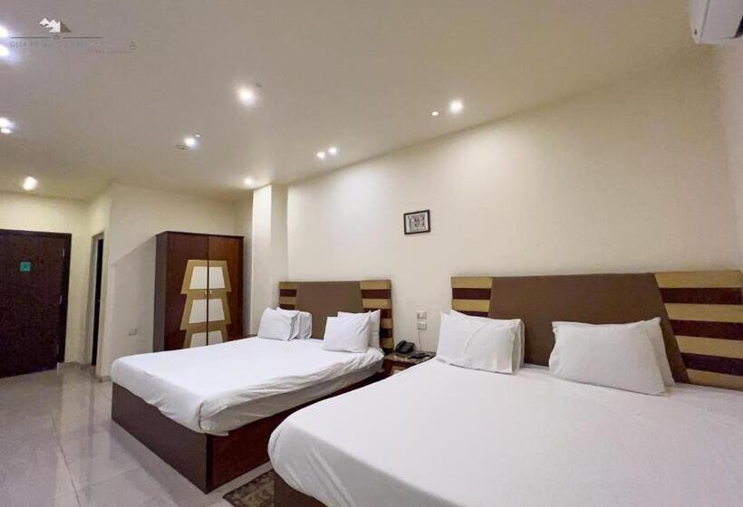 سوییت خانوادگی, Giza Pyramids View Inn