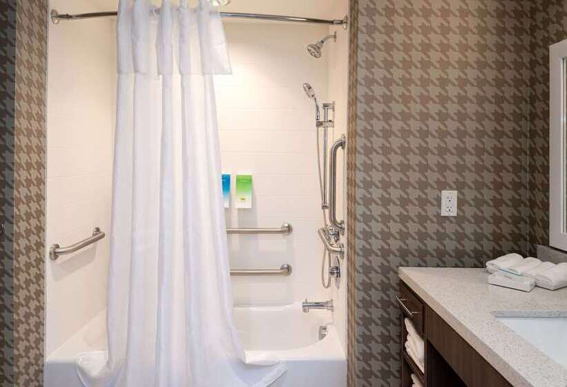스탠다드 스튜디오, Home2 Suites By Hilton Jekyll Island