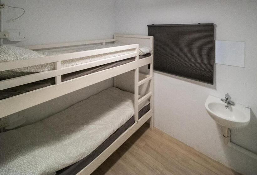 اتاق استاندارد با سرویس بهداشتی مشترک, Ruifang Yi Hostel