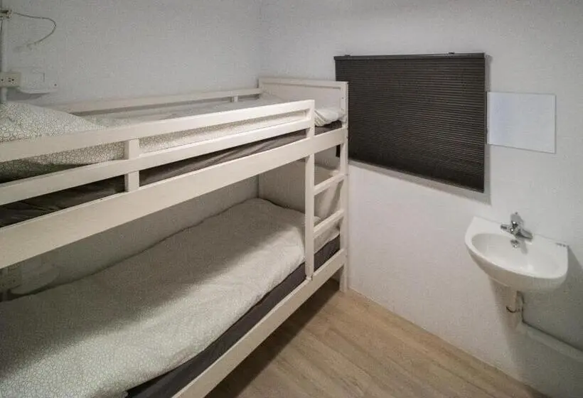 اتاق استاندارد با سرویس بهداشتی مشترک, Ruifang Yi Hostel