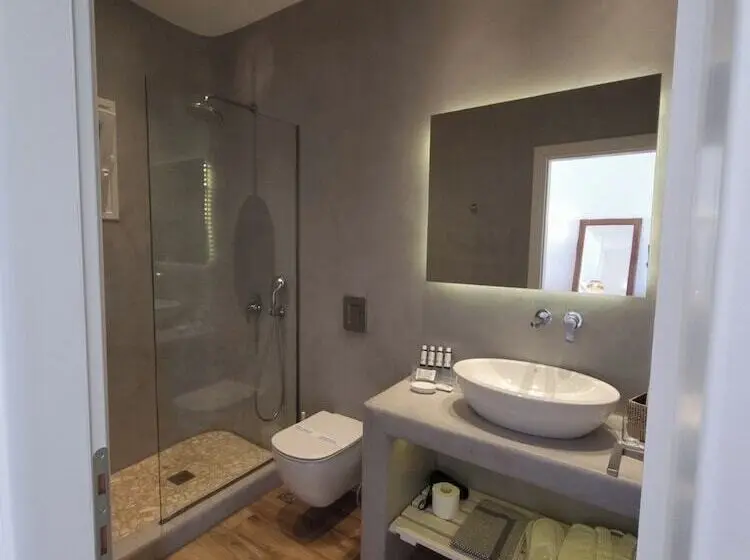 サイドシービュージュニアスイート, Seethrough Mykonos Suites