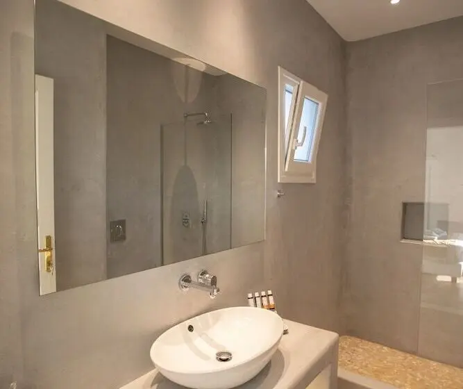オーシャンビュースイート, Seethrough Mykonos Suites