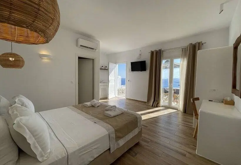 サイドシービュージュニアスイート, Seethrough Mykonos Suites