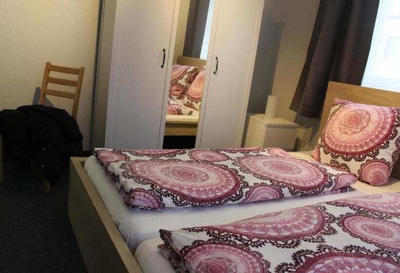 غرفة إقتصادية, Bismarck Hostel öhringen