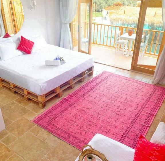 プールビュースタンダードルーム, Alaçatı Barbarossa