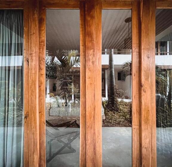 إستوديو قياسى, Casa Margot