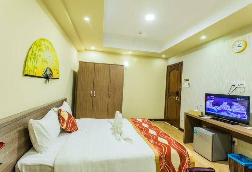 اتاق لوکس با تخت بزرگ, Golden Gate China Town