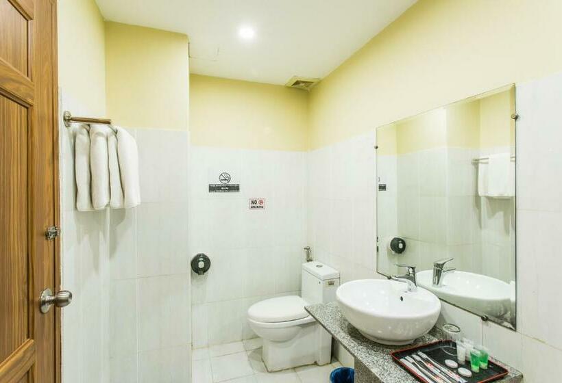 سوییت خانوادگی, Golden Gate China Town