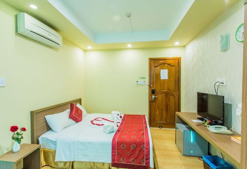 اتاق لوکس با تخت بزرگ, Golden Gate China Town