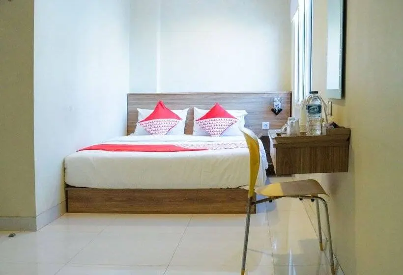 デラックスルーム, Maleo Guest House By Oyo Rooms