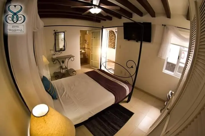 اتاق لوکس, Tres Sofias