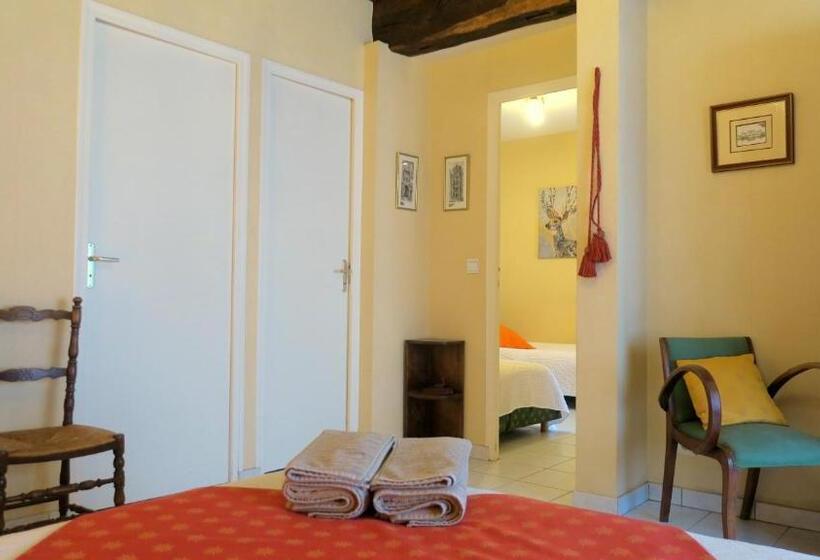 غرفة عائلية مطلّة علي الحديقة, Les Salamandres, Chambres D Hôtes Près De Chambord