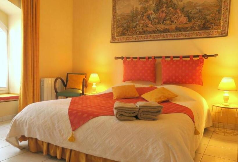 غرفة عائلية مطلّة علي الحديقة, Les Salamandres, Chambres D Hôtes Près De Chambord