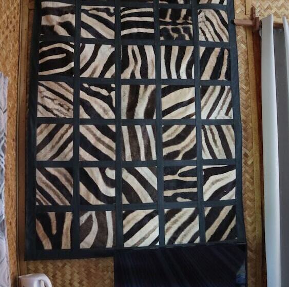 اتاق لوکس, Lala Panzi Bed And Breakfast