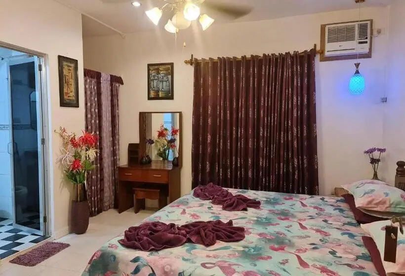 デラックスルーム, Lala Panzi Bed And Breakfast