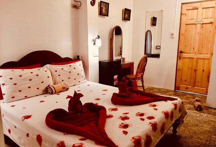 اتاق لوکس با بالکن, Lala Panzi Bed And Breakfast