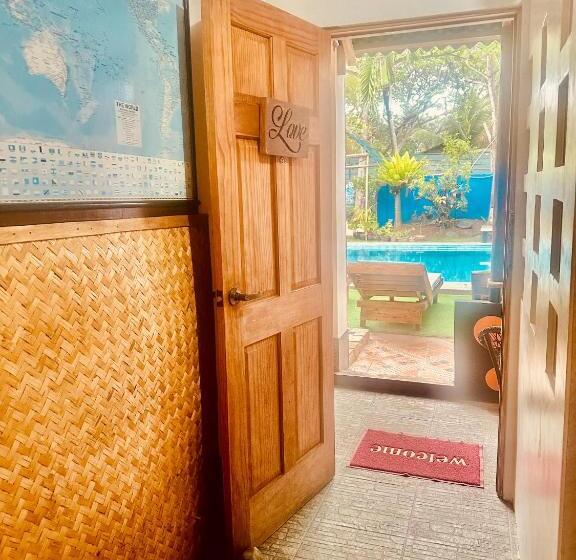 اتاق لوکس با بالکن, Lala Panzi Bed And Breakfast