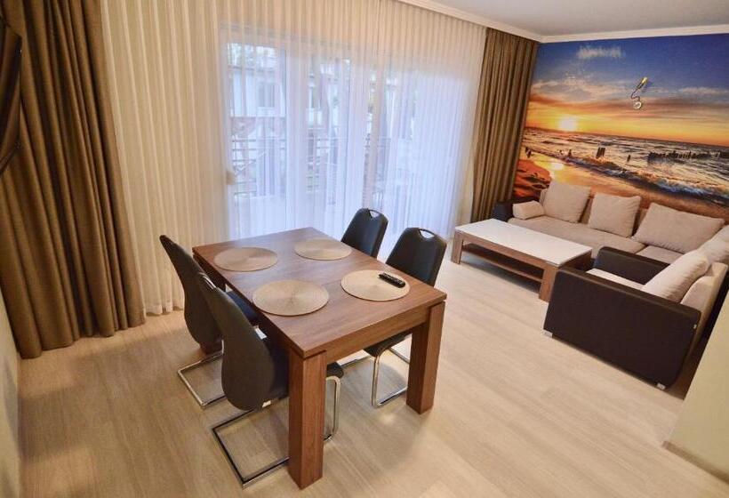 شقة غرفة واحدة مزودة بتراس, Ow Ameba