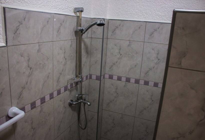 اتاق استاندارد با بالکن, Sunville Hotel And Restaurant