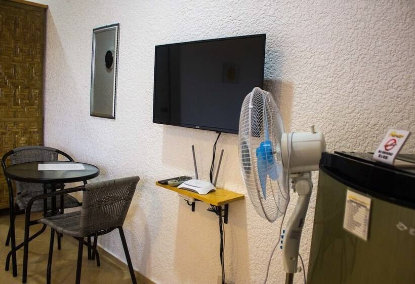 اتاق استاندارد با بالکن, Sunville Hotel And Restaurant