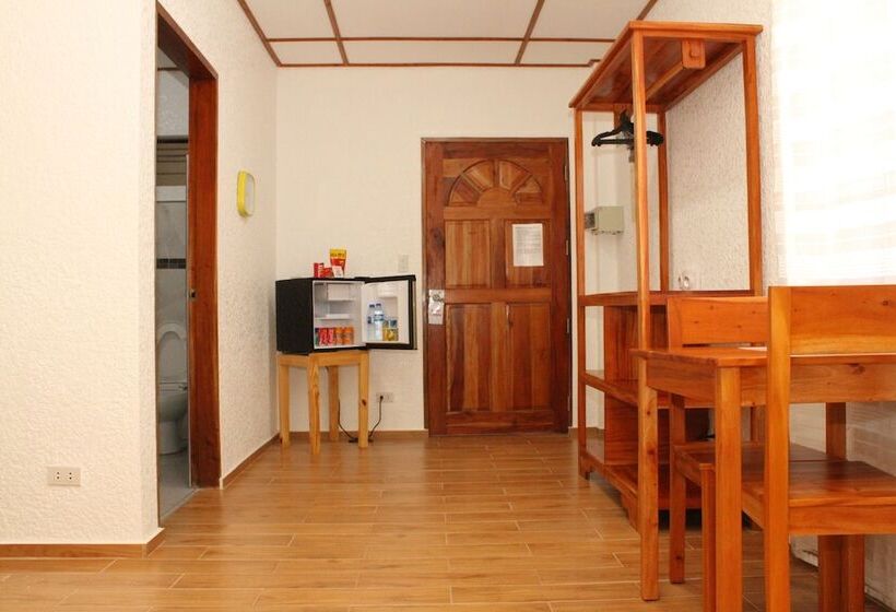 اتاق استاندارد با بالکن, Sunville Hotel And Restaurant