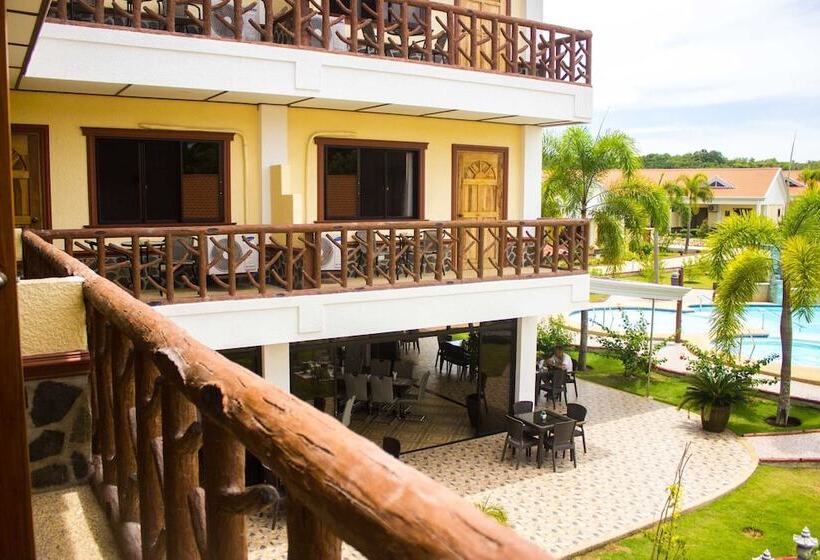 Номер Стандарт с Балконом, Sunville Hotel And Restaurant
