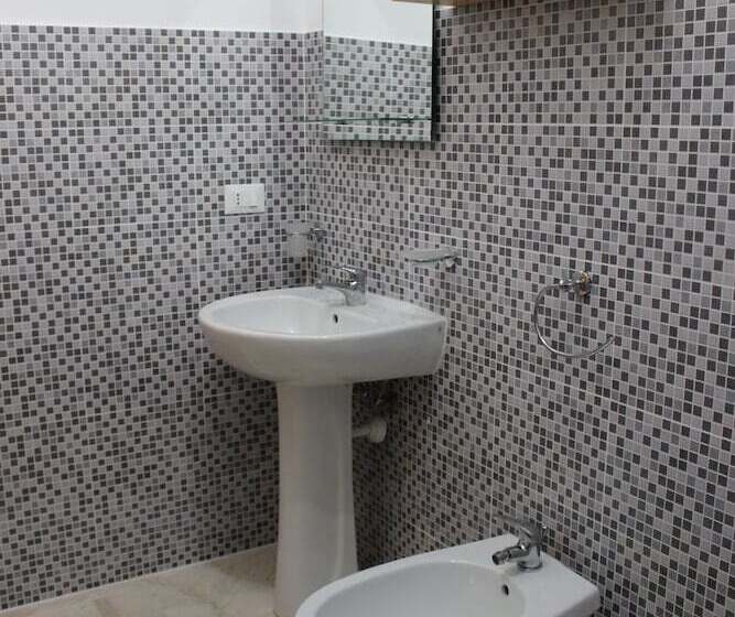 Quarto Quádruplo Clássico, Casa Chiarenza