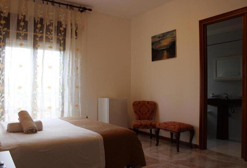 Triple Room Sea View, Casa Chiarenza