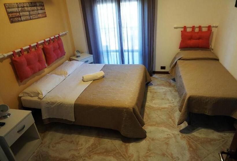 Triple Room Sea View, Casa Chiarenza