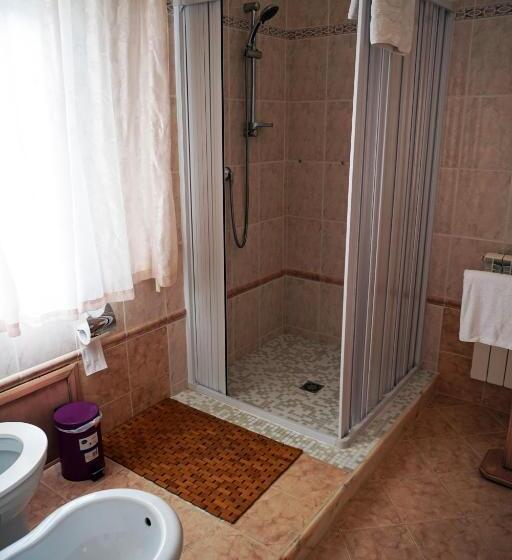 バルコニー付きスタンダードルーム, Casa Chiarenza