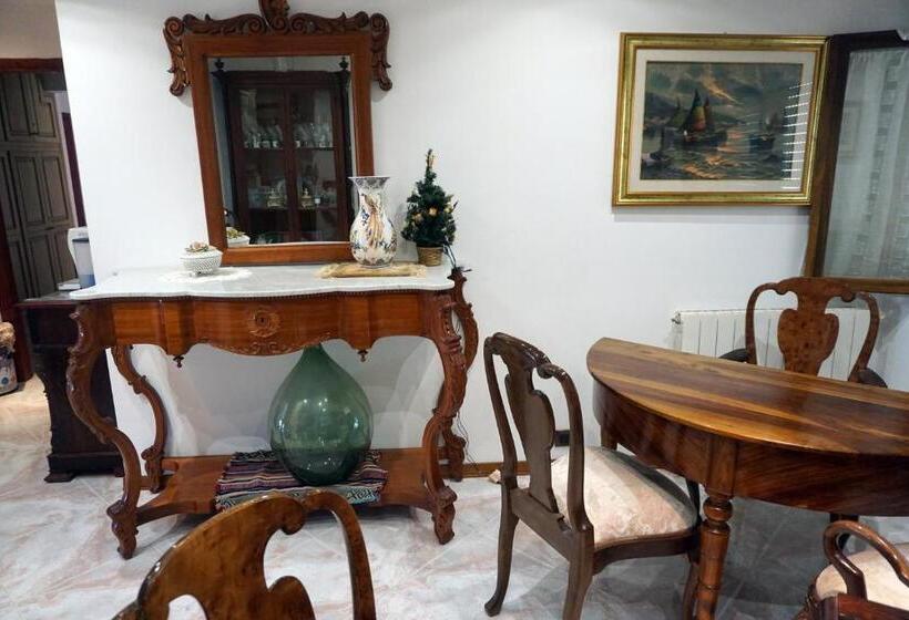 バルコニー付きスタンダードルーム, Casa Chiarenza