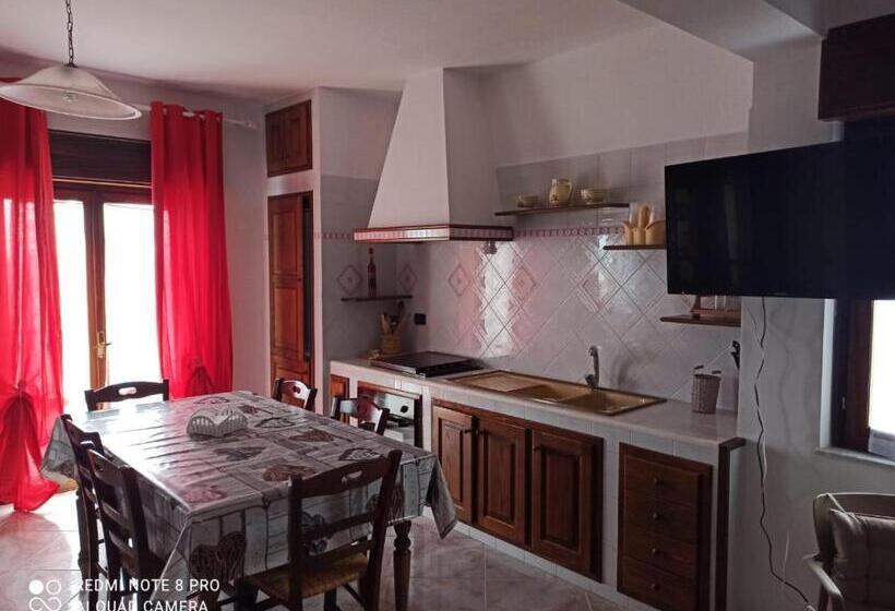 バルコニー付き１ベッドルームアパートメント, Casa Chiarenza