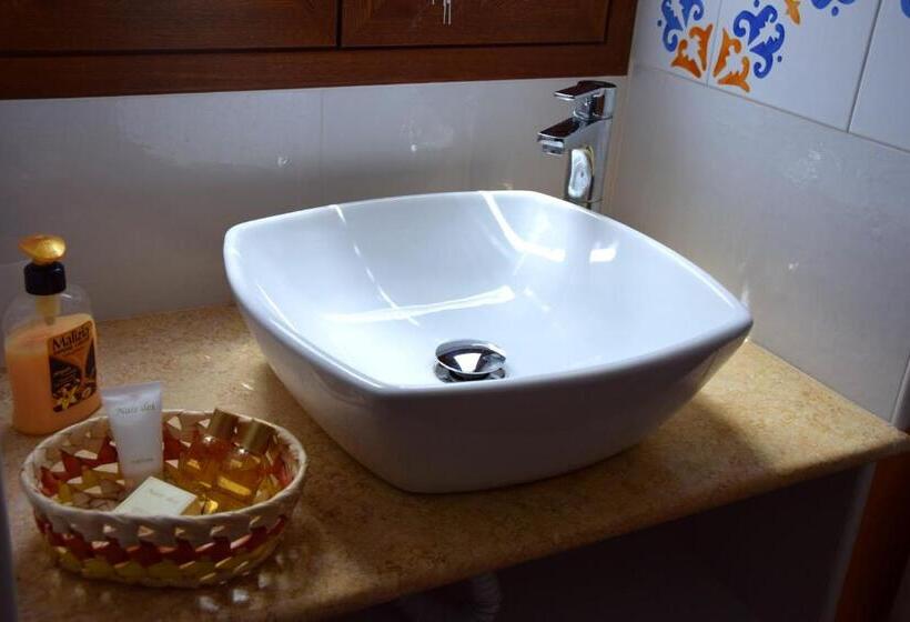 스탠다드 발코니 룸, La Casa Del Geko