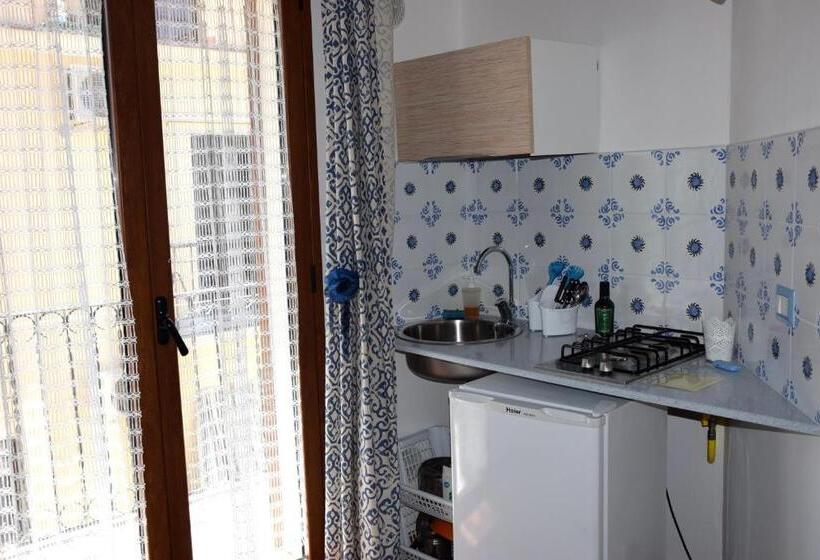 디럭스 테라스 룸 바다 전망, La Casa Del Geko