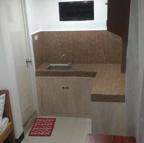 اتاق استاندارد, Sealor Pension House