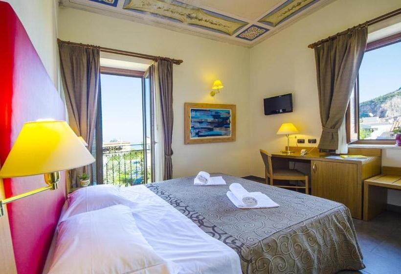 Номер Стандарт Вид на Море, Villa Margherita