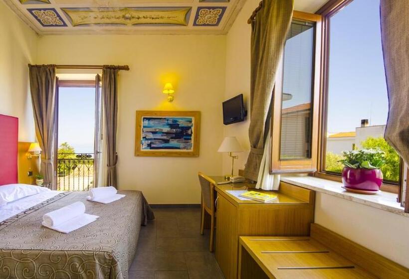 스탠다드 룸 바다 전망, Villa Margherita