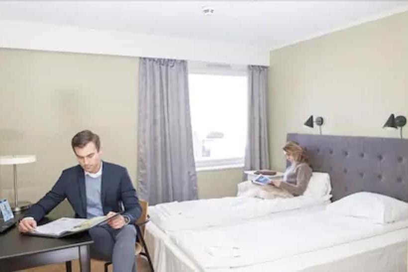 标准间, 1016 Olav Digre