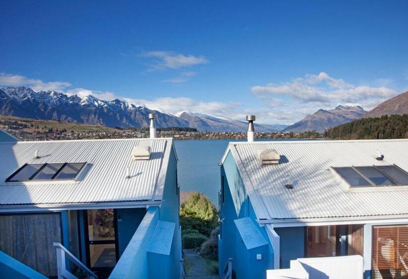 2 Bedrooms Apartment Lake View, Apartments At Spinnaker Bay