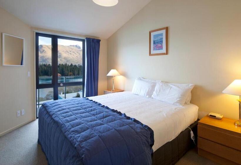2 Bedrooms Apartment Lake View, Apartments At Spinnaker Bay