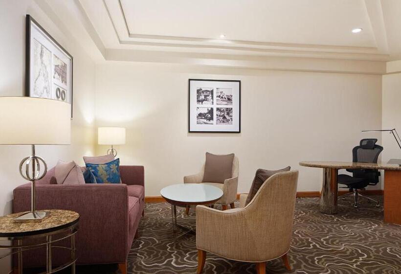 سوئیت با تخت بزرگ, Sheraton Manila Bay