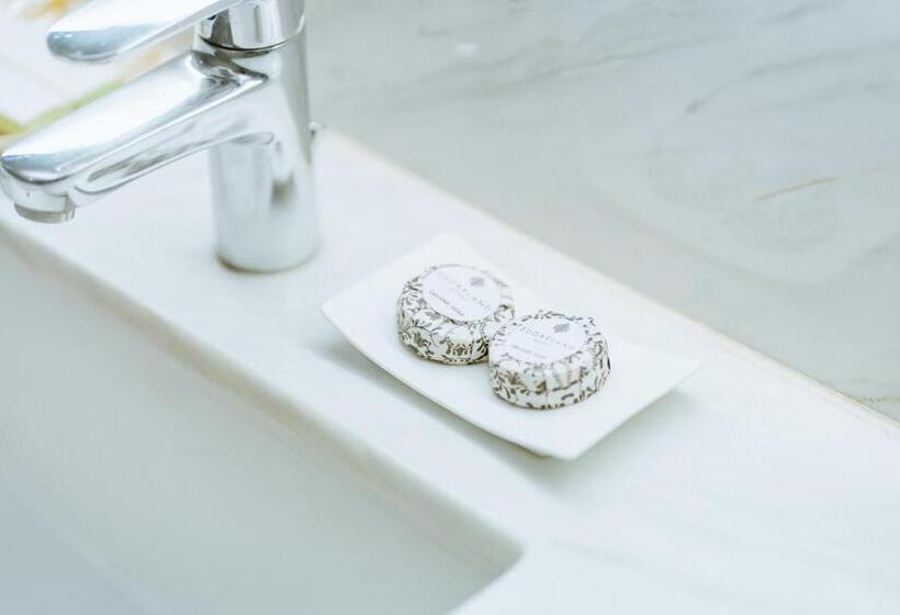 חדר סטנדרט, Sugarland