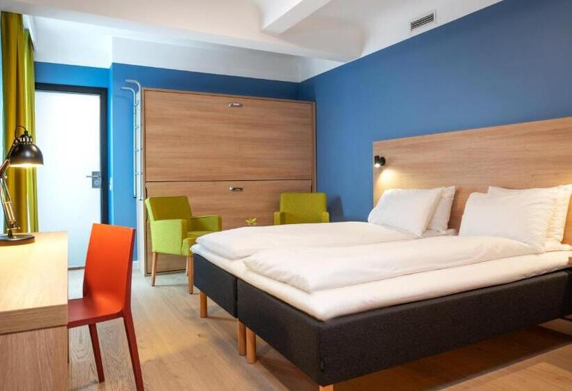 اتاق خانوادگی, Thon Hotel Astoria